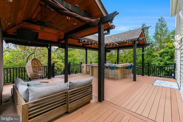 42018 MILL QUARTER PL, Ashburn, VA 20148