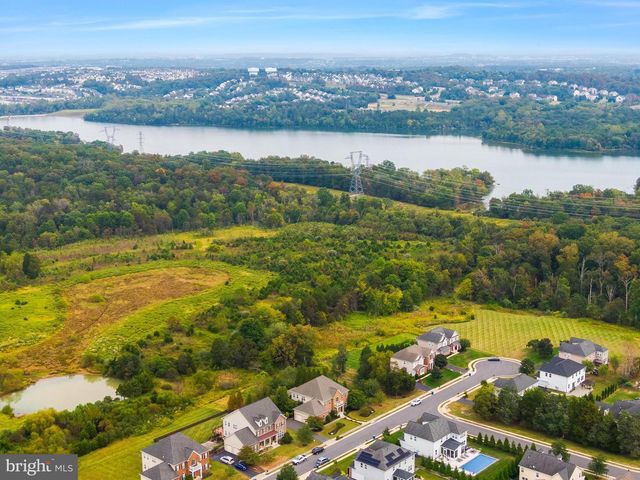 42018 MILL QUARTER PL, Ashburn, VA 20148