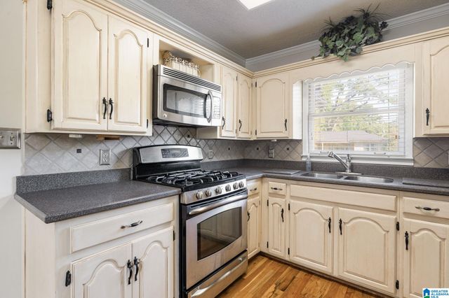 5914 WATTERS DRIVE, Bessemer, AL 35023