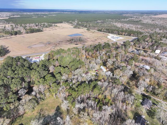 2221 Fm 770 Road N, Liberty, TX 77575