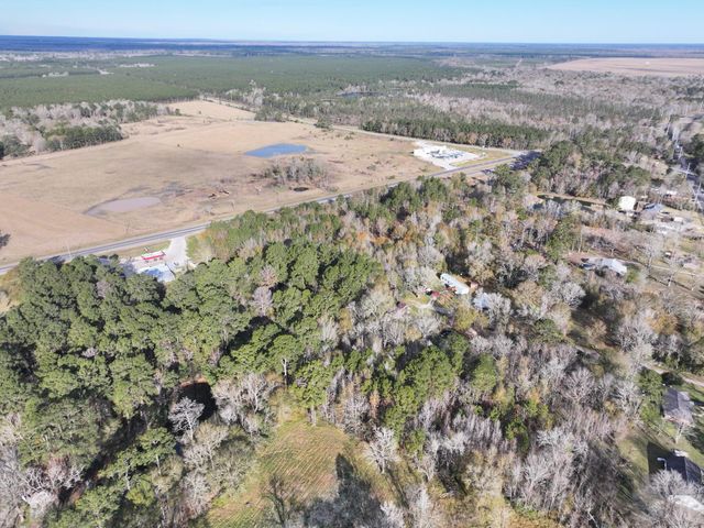 2221 Fm 770 Road N, Liberty, TX 77575