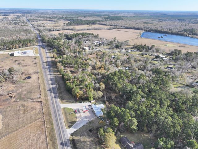 2221 Fm 770 Road N, Liberty, TX 77575