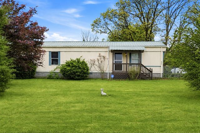 432 Crafton Rd, Portland, TN 37148