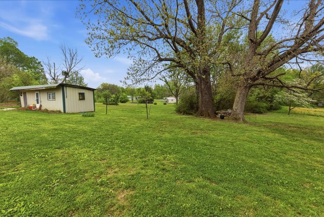 432 Crafton Rd, Portland, TN 37148