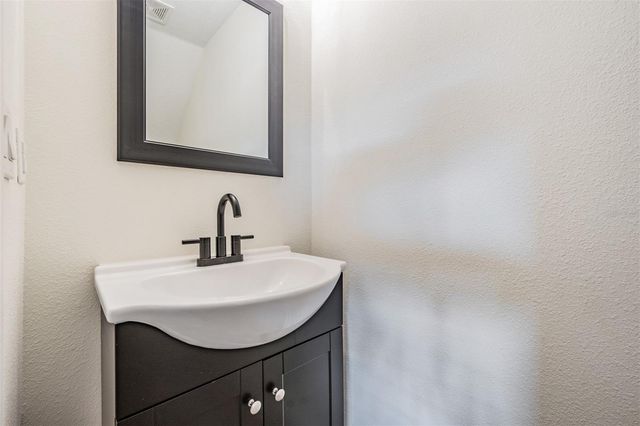 17415 SWEETWATER ROAD, Dade City, FL 33523