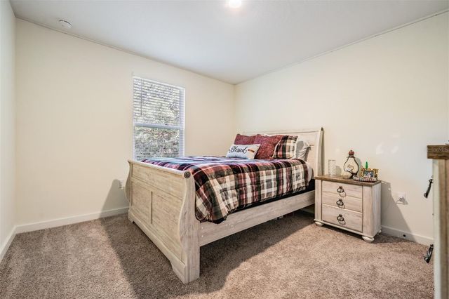 17415 SWEETWATER ROAD, Dade City, FL 33523