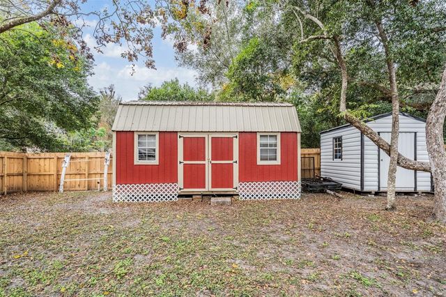 17415 SWEETWATER ROAD, Dade City, FL 33523