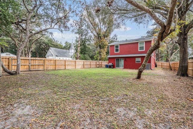 17415 SWEETWATER ROAD, Dade City, FL 33523