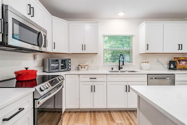 17415 SWEETWATER ROAD, Dade City, FL 33523