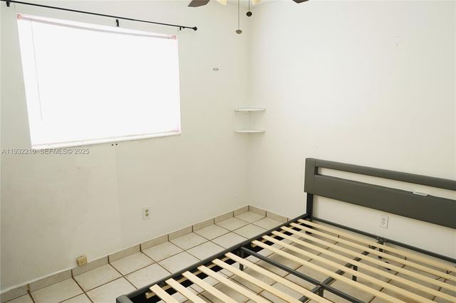 10921 N Snapper Creek Dr, Miami, FL 33173