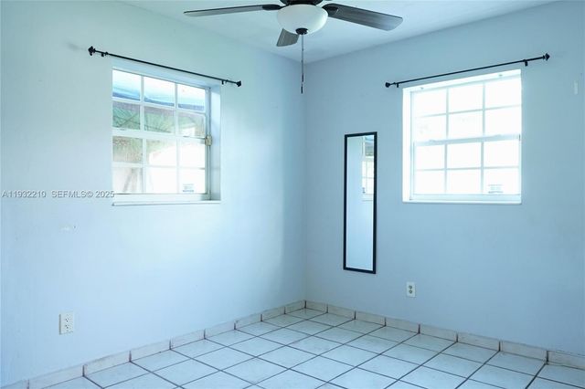 10921 N Snapper Creek Dr, Miami, FL 33173