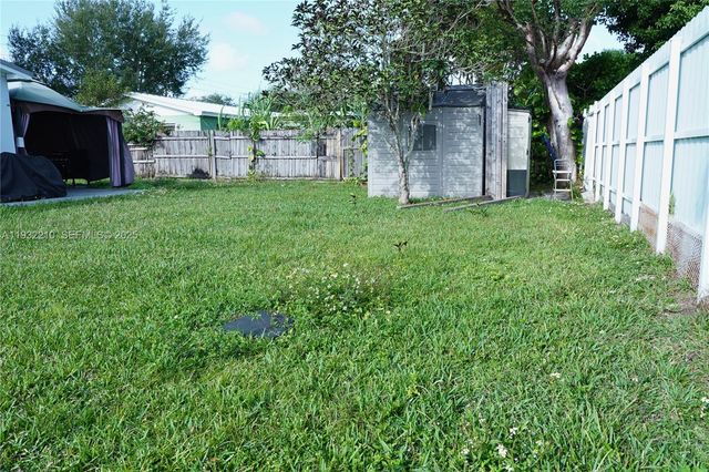 10921 N Snapper Creek Dr, Miami, FL 33173