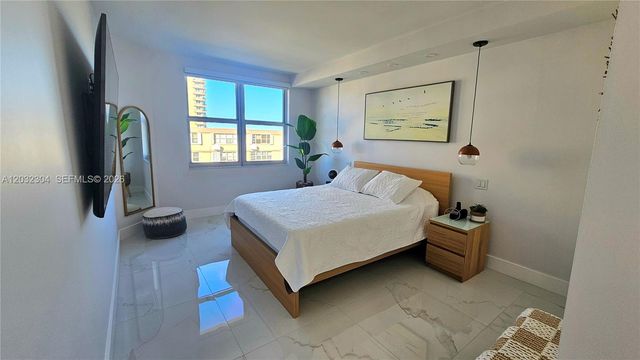 1950 S Ocean Dr 3D, Hallandale Beach, FL 33009