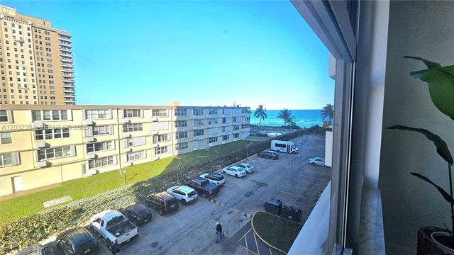 1950 S Ocean Dr 3D, Hallandale Beach, FL 33009