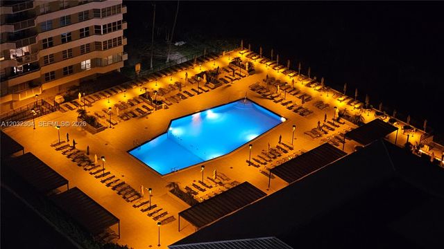 1950 S Ocean Dr 3D, Hallandale Beach, FL 33009