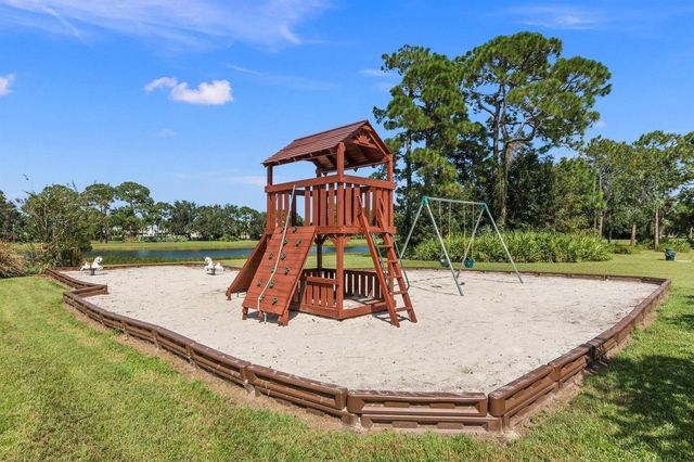 1594 SW HARBOUR ISLES Circle 77, Port St. Lucie, FL 34986