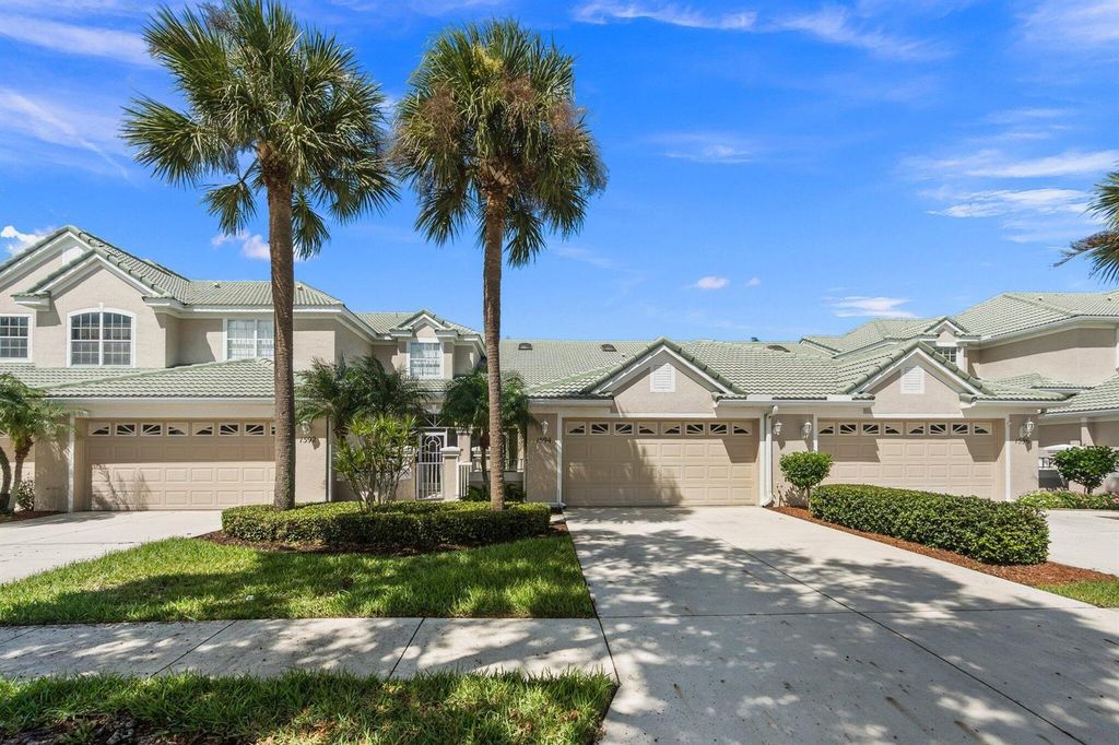 1594 SW HARBOUR ISLES Circle 77, Port St. Lucie, FL 34986