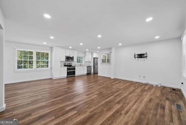 4619 Mountain View Road, Oakwood, GA 30566