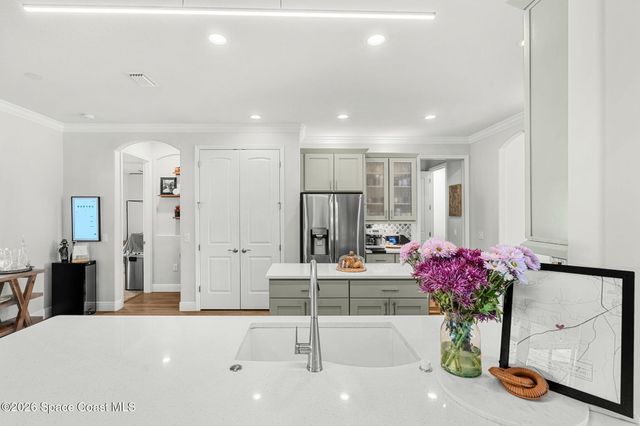 840 Hawks Ridge Court NE, Palm Bay, FL 32905