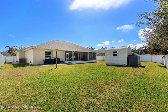 840 Hawks Ridge Court NE, Palm Bay, FL 32905