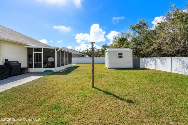 840 Hawks Ridge Court NE, Palm Bay, FL 32905