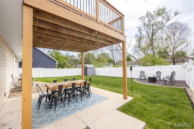 301 Cherylwood, Fairview Heights, IL 62208