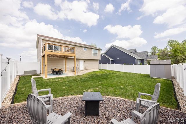 301 Cherylwood, Fairview Heights, IL 62208