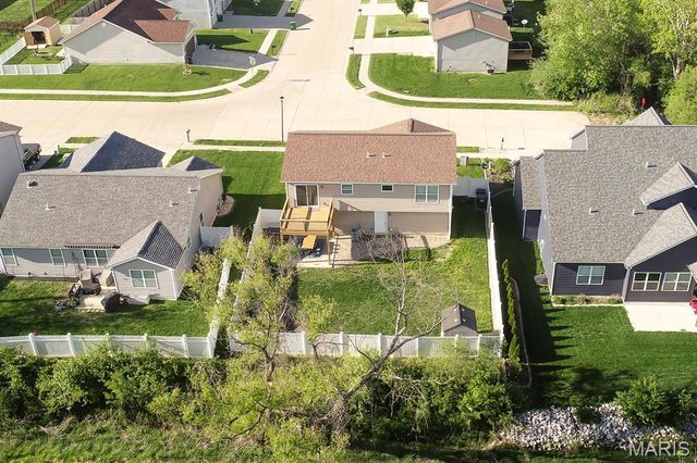 301 Cherylwood, Fairview Heights, IL 62208