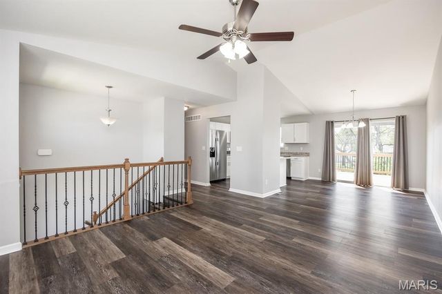 301 Cherylwood, Fairview Heights, IL 62208