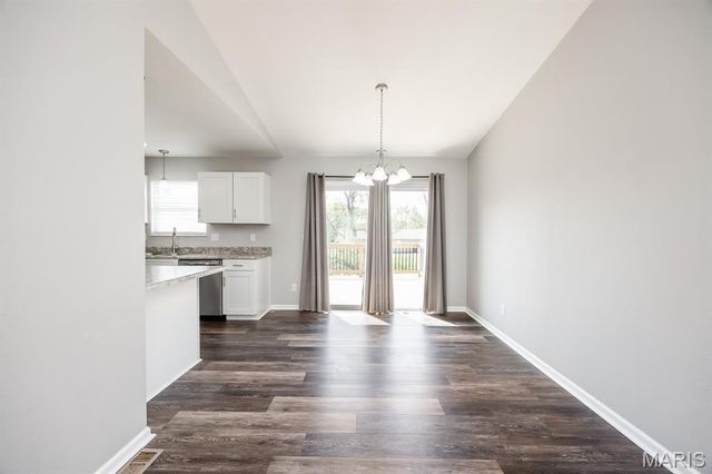 301 Cherylwood, Fairview Heights, IL 62208
