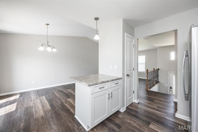 301 Cherylwood, Fairview Heights, IL 62208