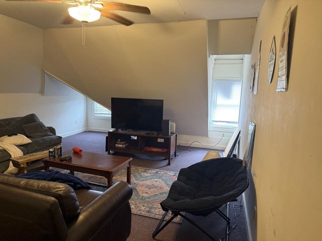 31-33 Hickok Place, Burlington, VT 05401