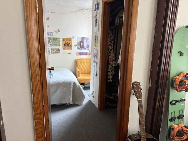 31-33 Hickok Place, Burlington, VT 05401
