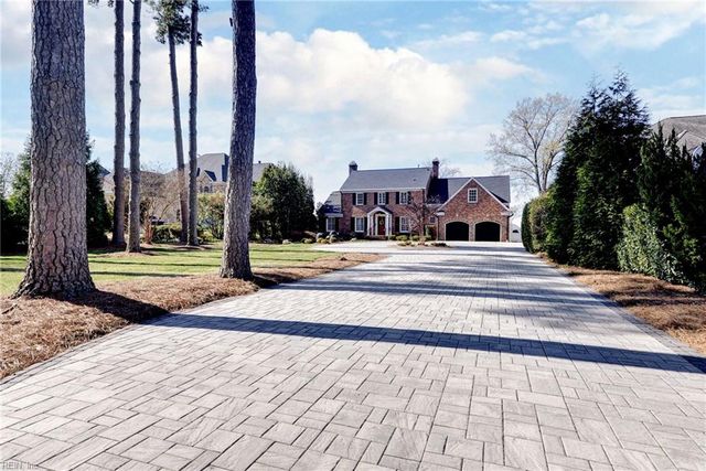 811 Riverside DR, Newport News, VA 23606