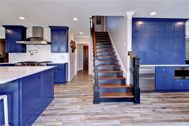 811 Riverside DR, Newport News, VA 23606