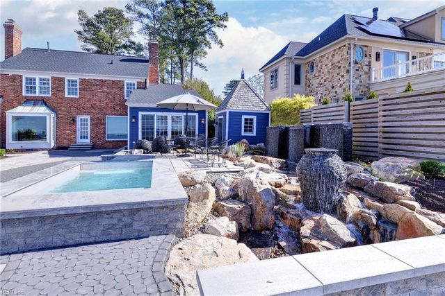 811 Riverside DR, Newport News, VA 23606