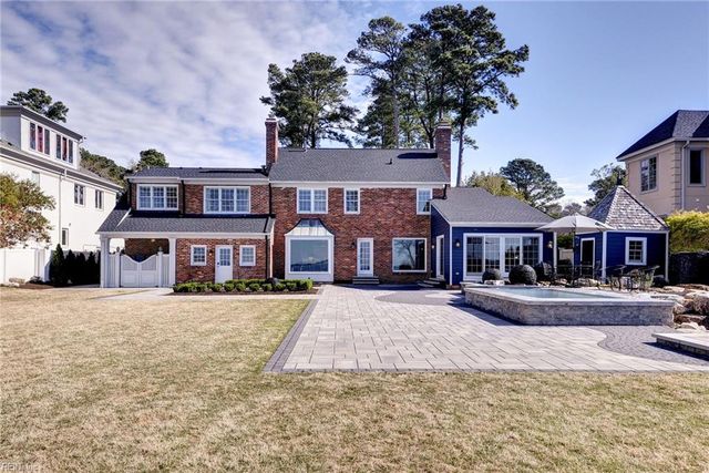 811 Riverside DR, Newport News, VA 23606