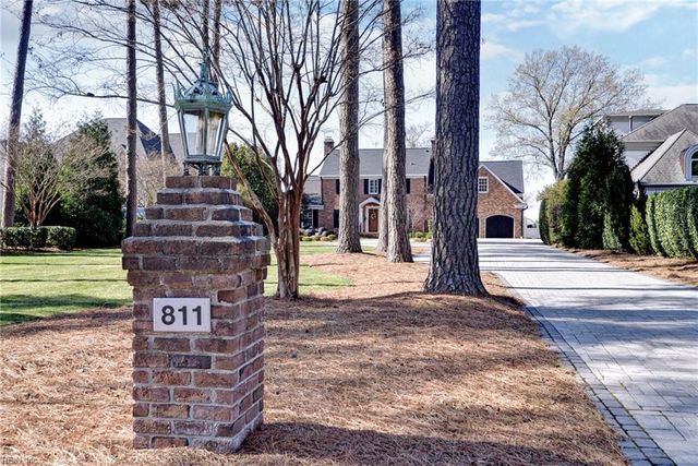 811 Riverside DR, Newport News, VA 23606