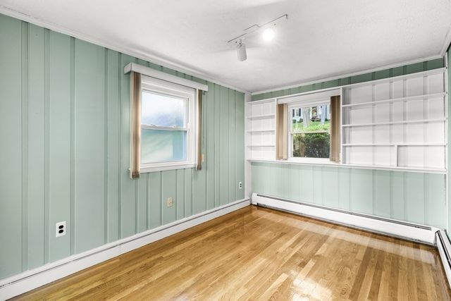 71 Cabot St, Milton, MA 02186