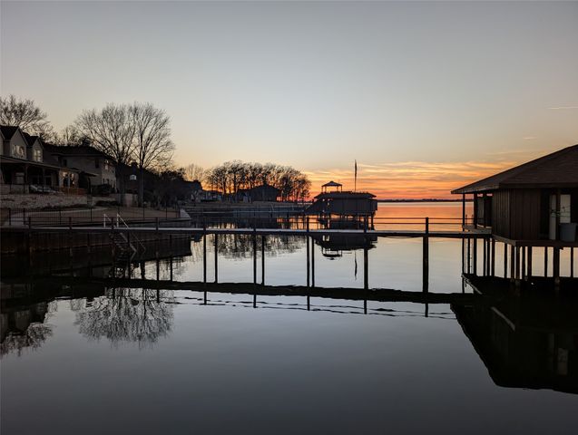 115 Hilton Head Island Drive, Mabank, TX 75156