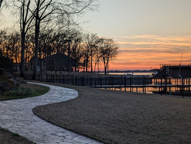 115 Hilton Head Island Drive, Mabank, TX 75156