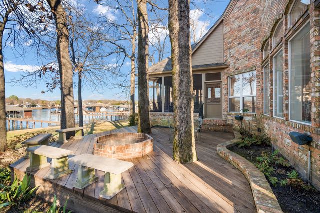 115 Hilton Head Island Drive, Mabank, TX 75156