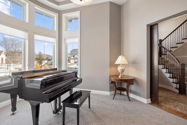 6357 Coteau Trail, Eden Prairie, MN 55344