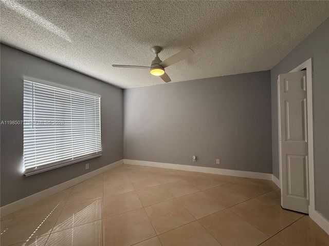 10650 SW 157th Ct 102, Miami, FL 33196