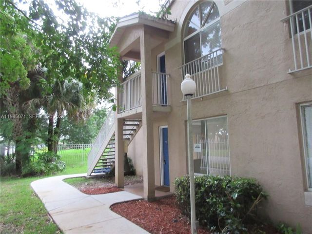 10650 SW 157th Ct 102, Miami, FL 33196