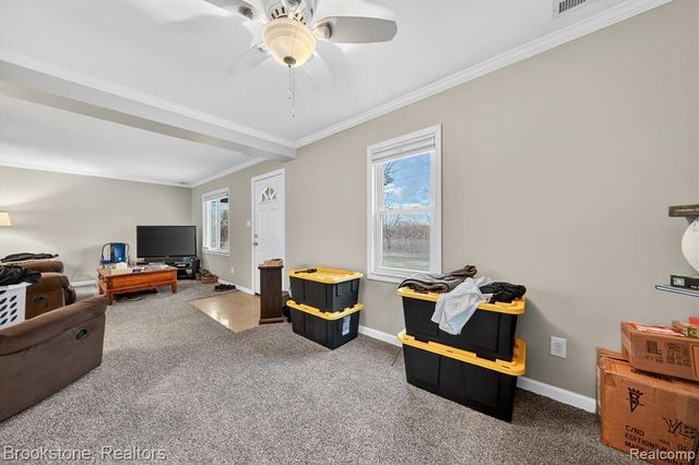 26427 Beaconsfield Street, Roseville, MI 48066