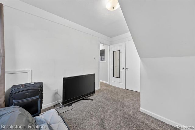 26427 Beaconsfield Street, Roseville, MI 48066