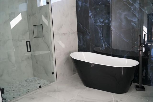 1100 Congress AVE, Lehigh Acres, FL 33972