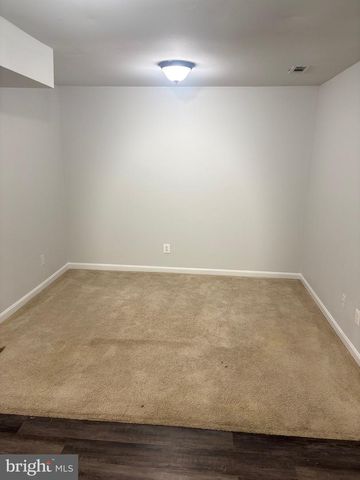 13059 CAROLYN FOREST DR, Woodbridge, VA 22192