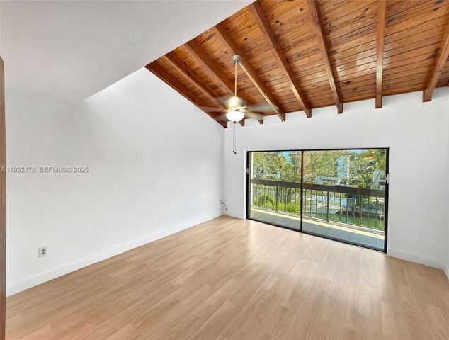 5201 Orduna Dr. 15, Coral Gables, FL 33146